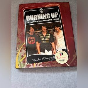 Jonas Brothers Burnin’ Up Book
